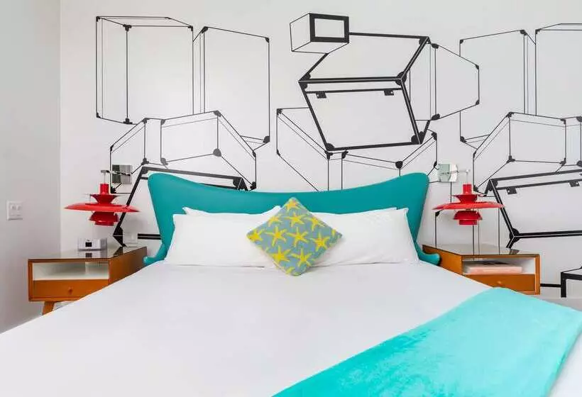 Отель The Vagabond