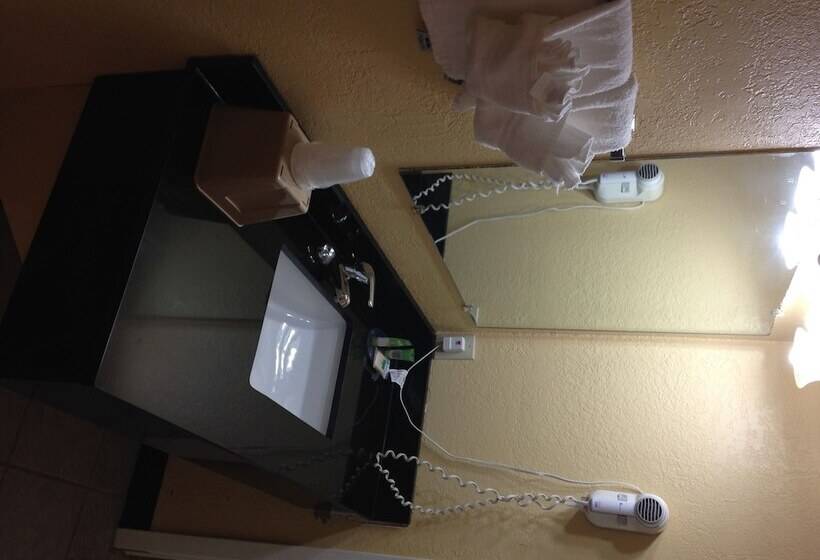 酒店 Village Inn Cotulla