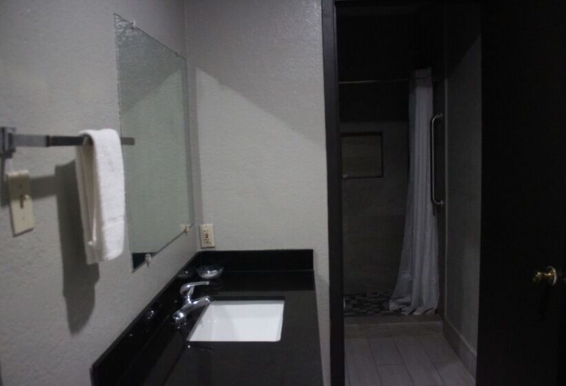 酒店 Village Inn Cotulla