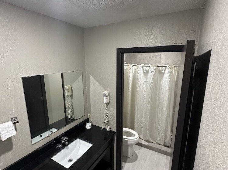 酒店 Village Inn Cotulla