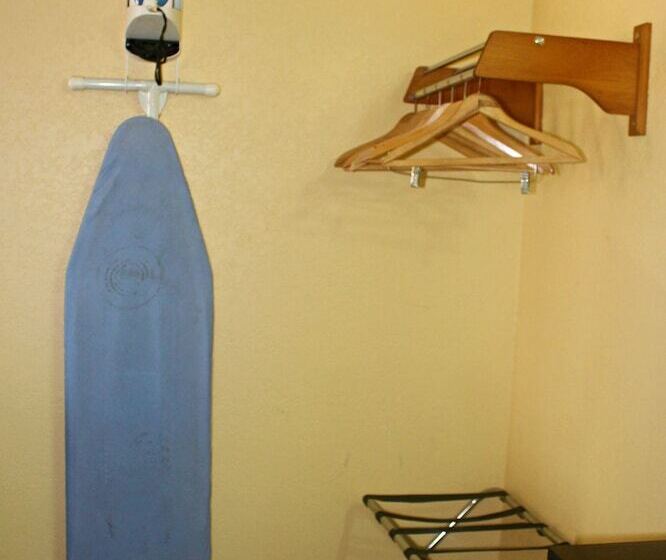 酒店 Village Inn Cotulla