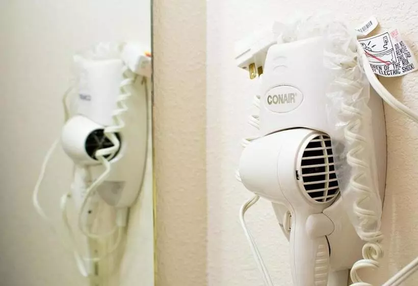 فندق Village Inn & Suites Marysville