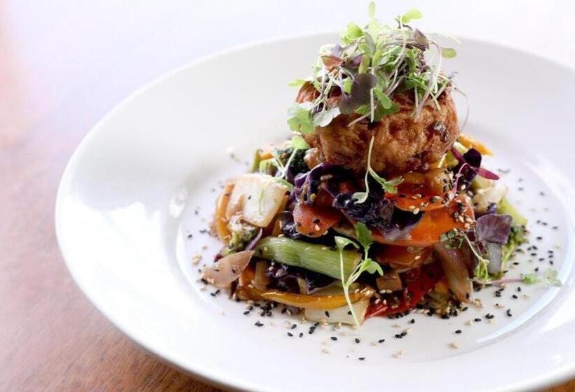 فندق Volcano House