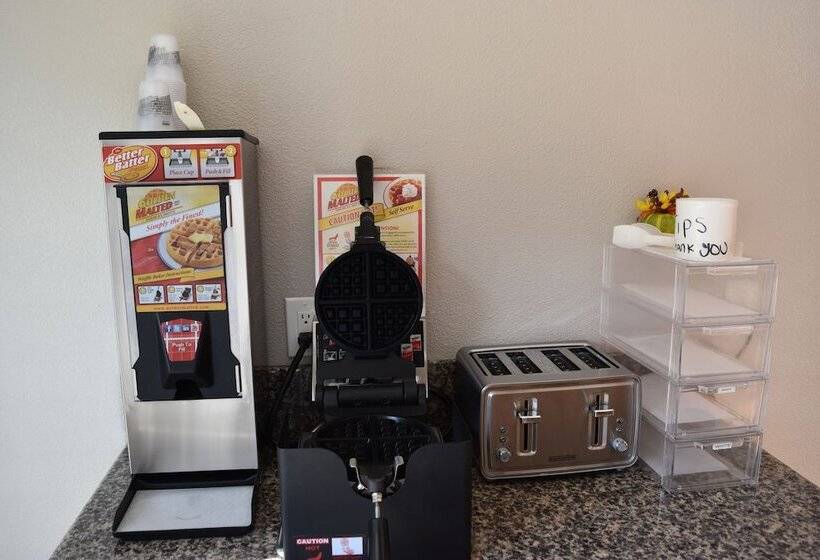 فندق Old Town Western Inn