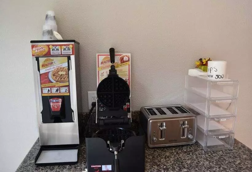 בית מלון כפרי Old Town Western Inn