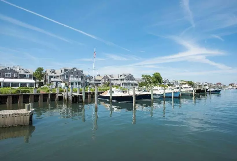 אתר נופש White Elephant