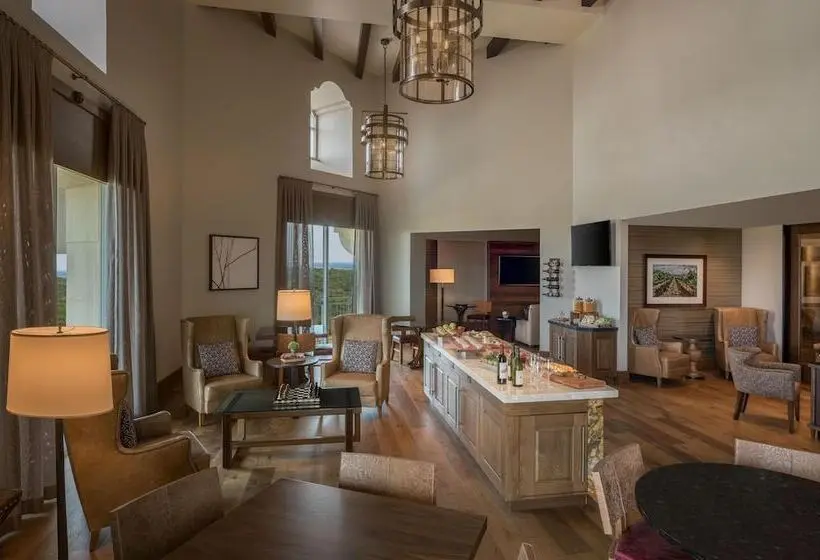 Signia by Hilton La Cantera Resort & Spa