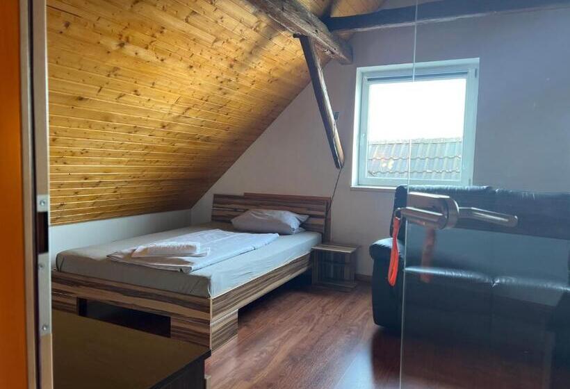 مبيت وإفطار Zimmervermietung Graupner