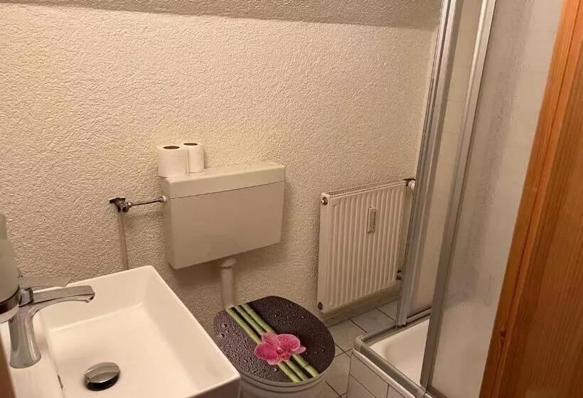 ベッドアンドブレックファースト Zimmervermietung Graupner