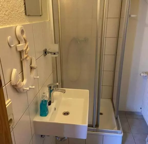 ベッドアンドブレックファースト Zimmervermietung Graupner