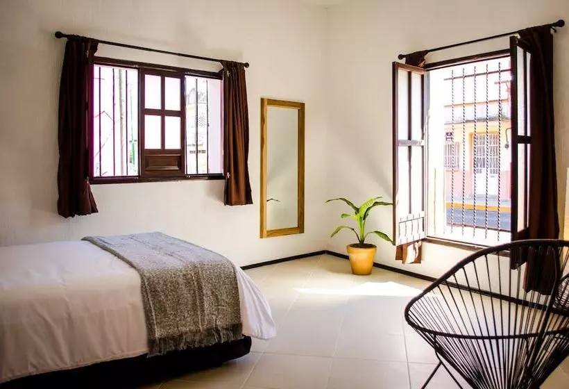 Hotelli Estacion Alameda