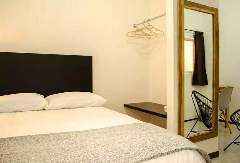 Hotelli Estacion Alameda