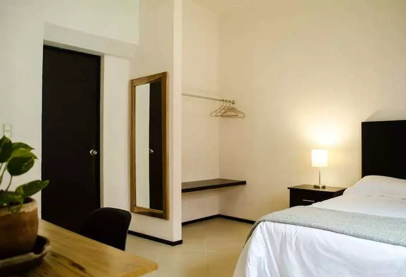 Hotelli Estacion Alameda