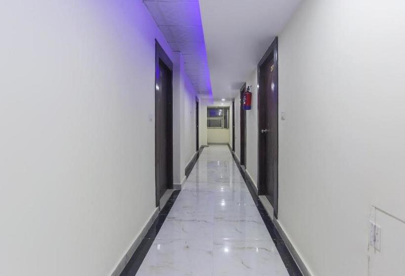 Hotell Collection O 69818  Ambition