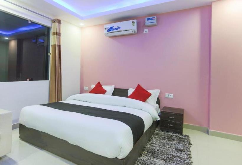 Hotell Collection O 69818  Ambition