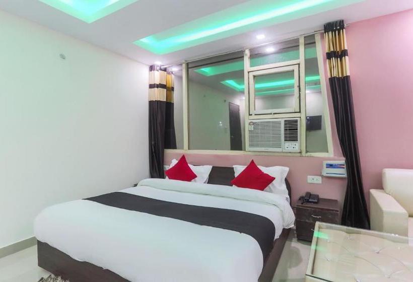 Hotell Collection O 69818  Ambition