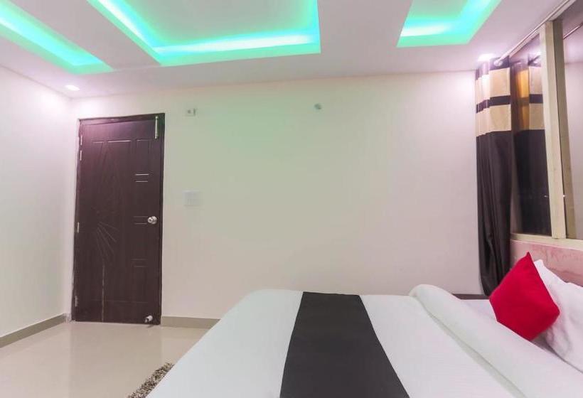 Hotell Collection O 69818  Ambition