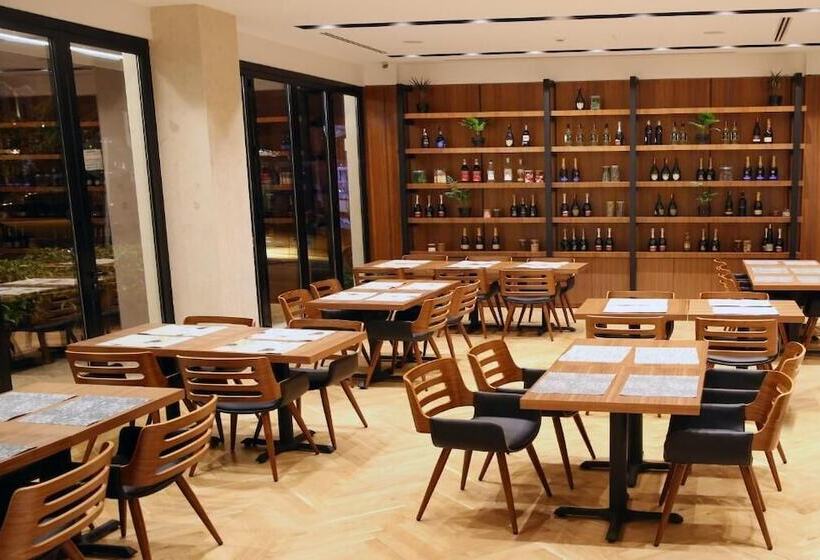 فندق Theatro City Center