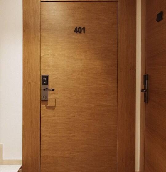 فندق Theatro City Center