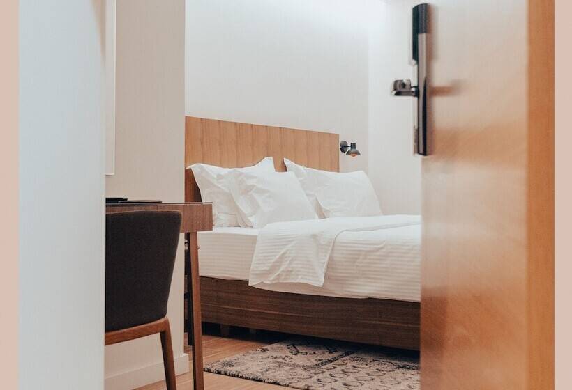 فندق Theatro City Center