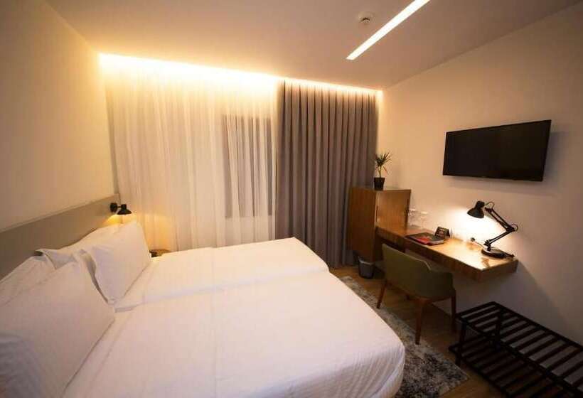 فندق Theatro City Center