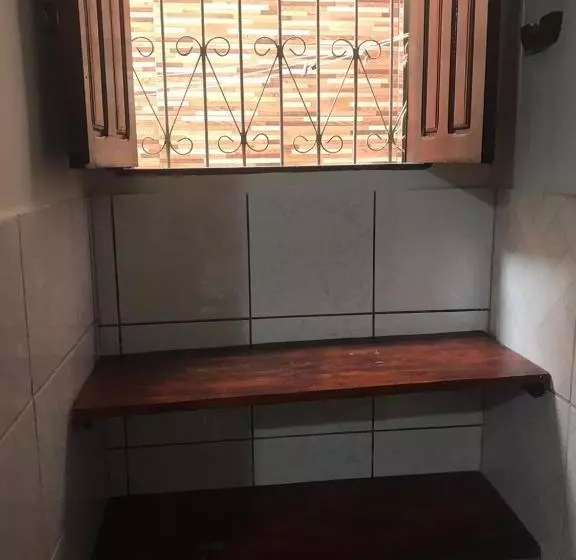 ペンション Pousadinha  Melhor Localização