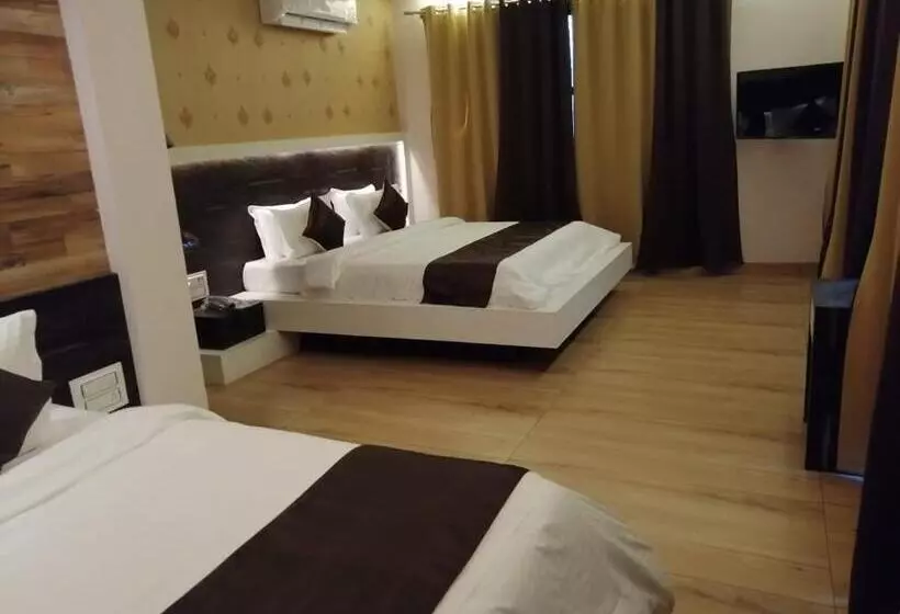 ホテル Leela Vilas Pushkar  A Boutique