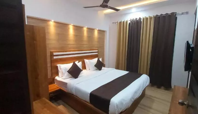 ホテル Leela Vilas Pushkar  A Boutique
