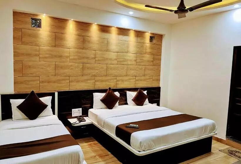 ホテル Leela Vilas Pushkar  A Boutique