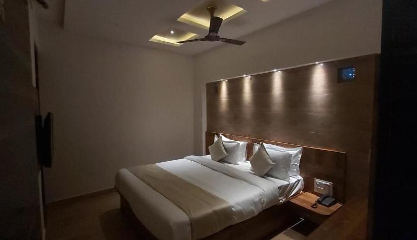 Hotel Leela Vilas Pushkar A Boutique