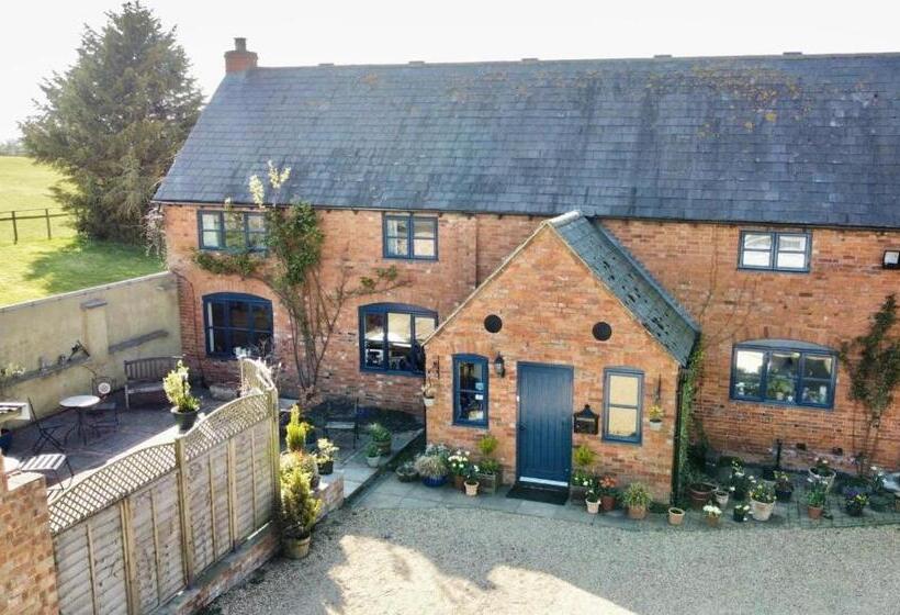 بنسيون Catesby Barn Farm B&b