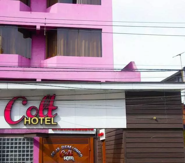 ベッドアンドブレックファースト Colt