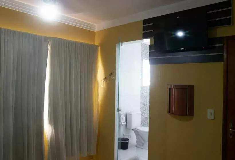 ベッドアンドブレックファースト Colt