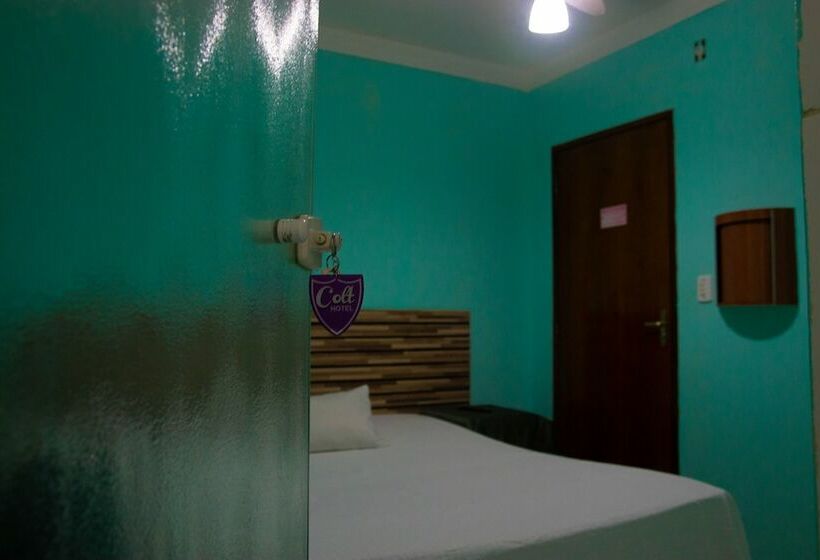 ベッドアンドブレックファースト Colt