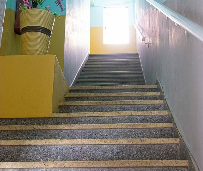 ベッドアンドブレックファースト Colt