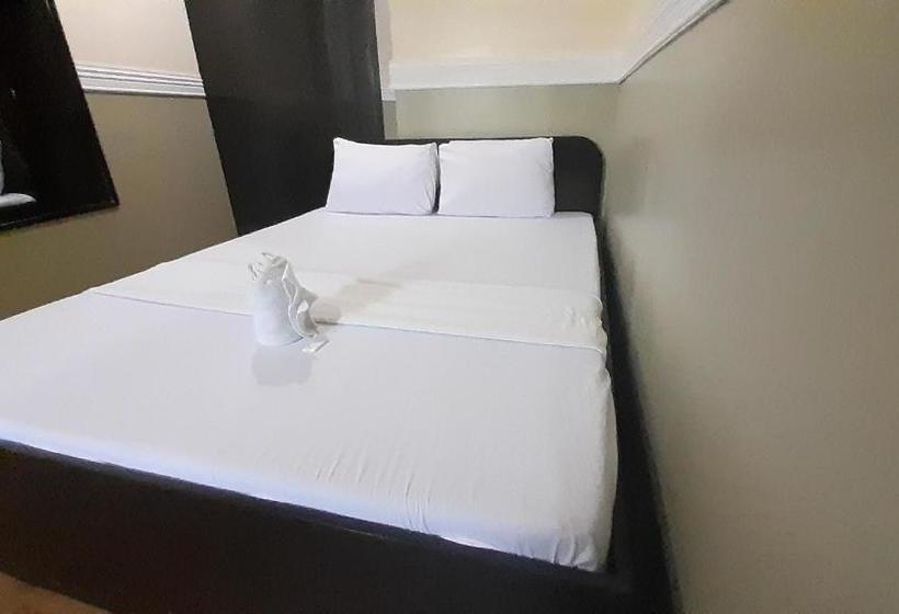 Otel Oyo 572 Kti Traveller S Inn