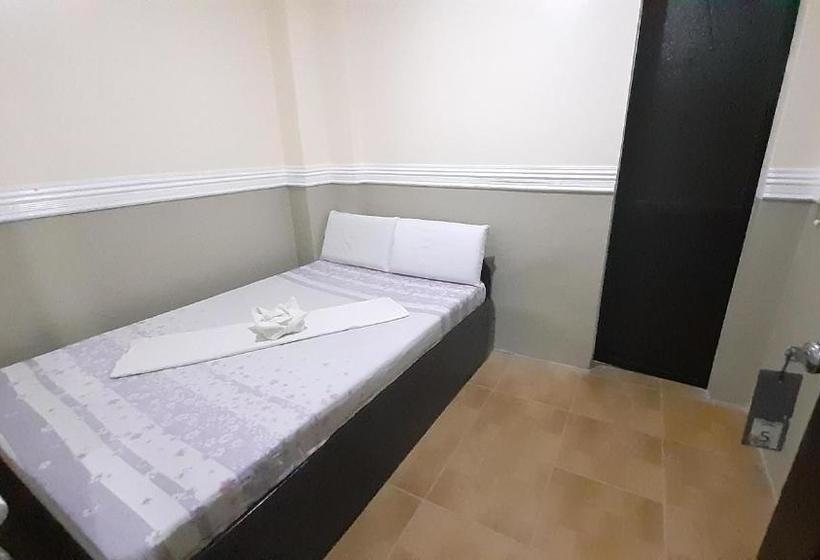 Otel Oyo 572 Kti Traveller S Inn