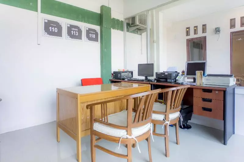 هتل Rose House Redpartner
