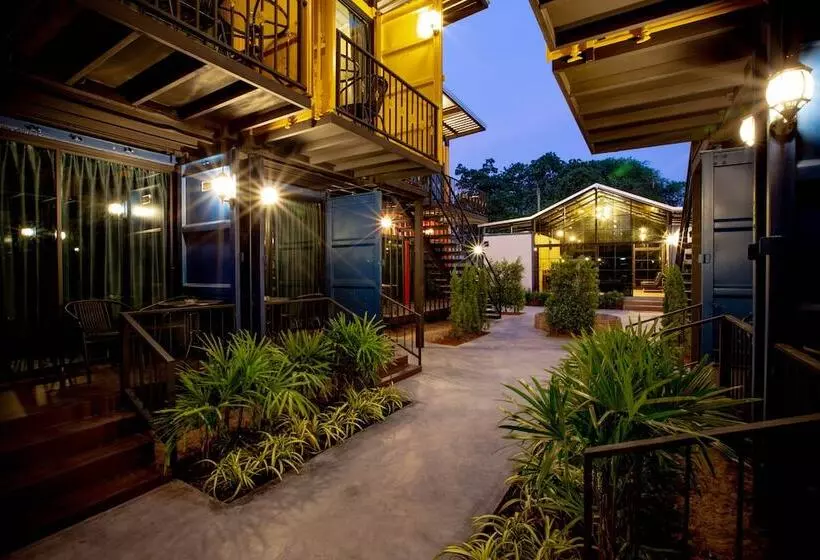 هتل Tuscany Land Resort Donmuang