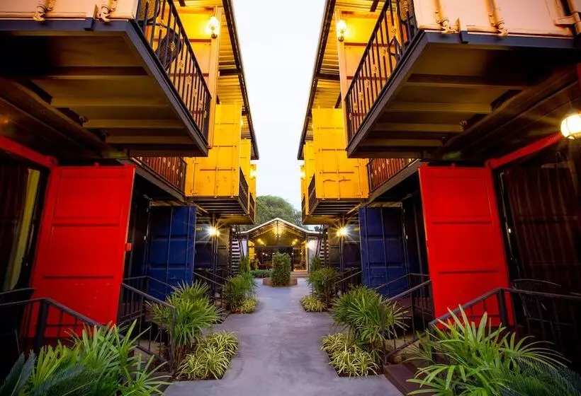 هتل Tuscany Land Resort Donmuang