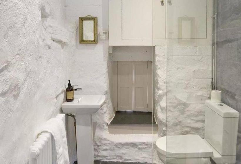 ベッドアンドブレックファースト Itchingstone Cottage