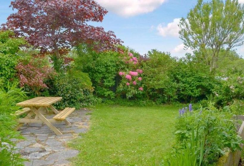 ベッドアンドブレックファースト Itchingstone Cottage