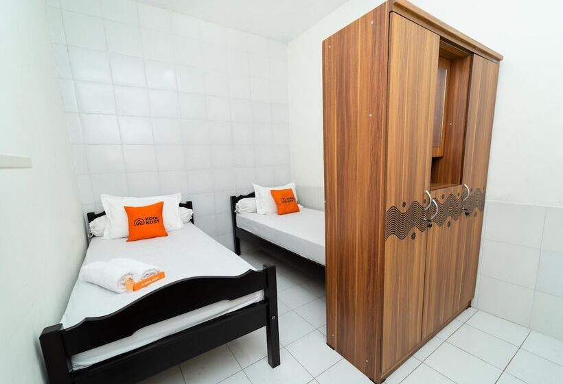 بنسيون Koolkost Female Syariah Near Smak Kolese Santo Yusup