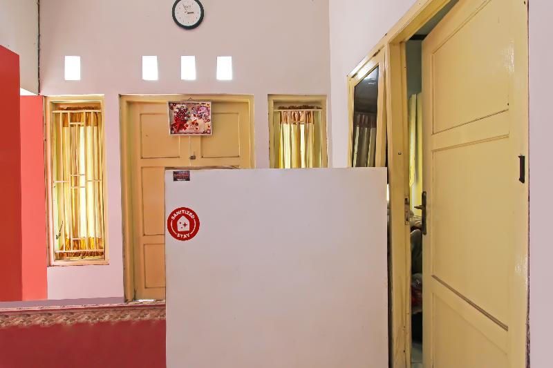 בית מלון כפרי Oyo 3060 Al Fatih Residence Syariah