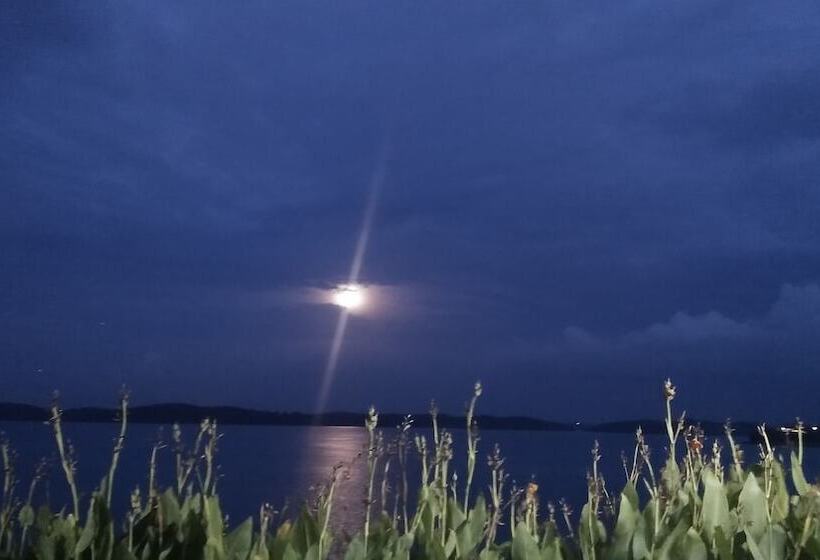 בית מלון כפרי Barelang Bridge