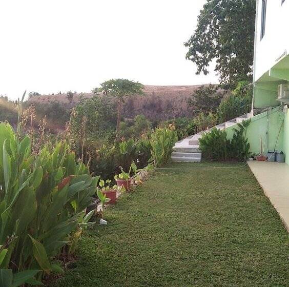 בית מלון כפרי Barelang Bridge