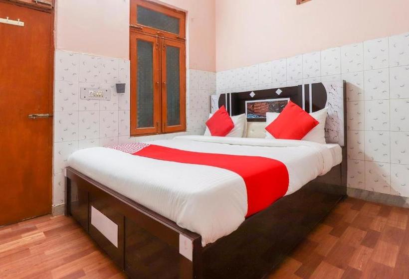 Отель Oyo 68779  Gl Marriage Complex