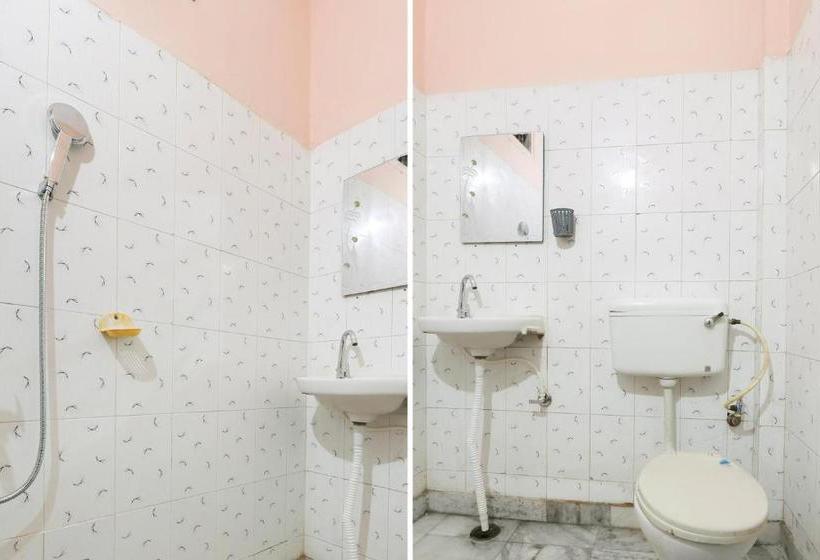 Отель Oyo 68779  Gl Marriage Complex