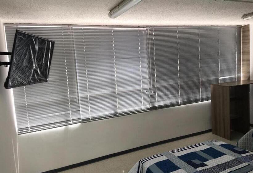 פנסיון Estadía El Dorado