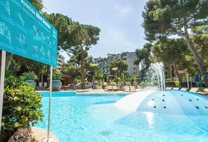 Golden Avenida Family Suites 4